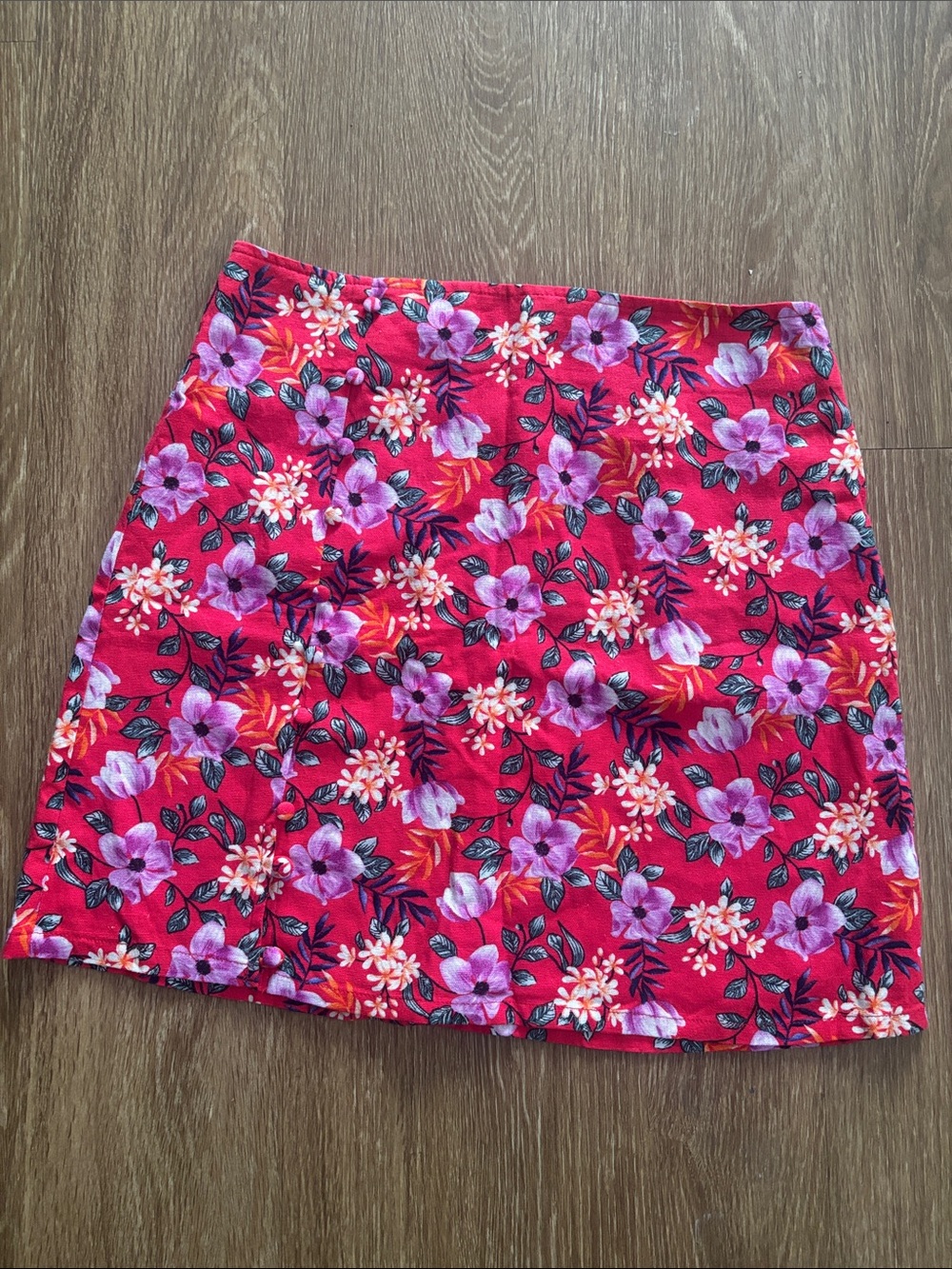 Red floral skirt with button detail